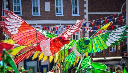 Large scale magpie puppets